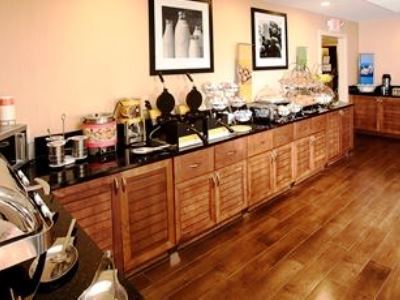 Hotel Hampton Morehead 3*